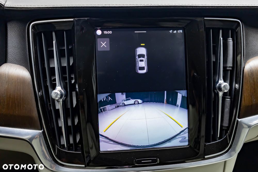 Volvo S90 T8 AWD Plug-In Hybrid Plus Bright - 26
