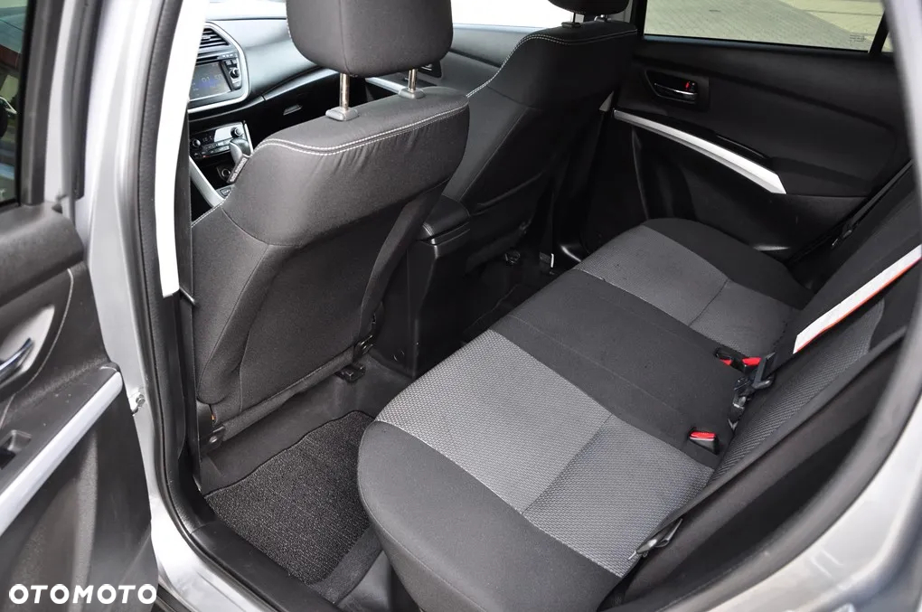 Suzuki SX4 S-Cross 1.6 VVT CVT 4x2 limited - 27
