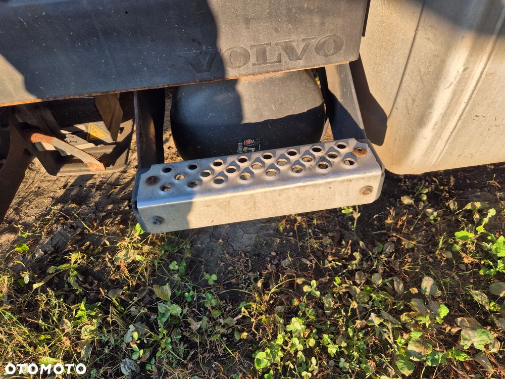 STOPIEŃ DRABINKA VOLVO FH4 FM FMX 4