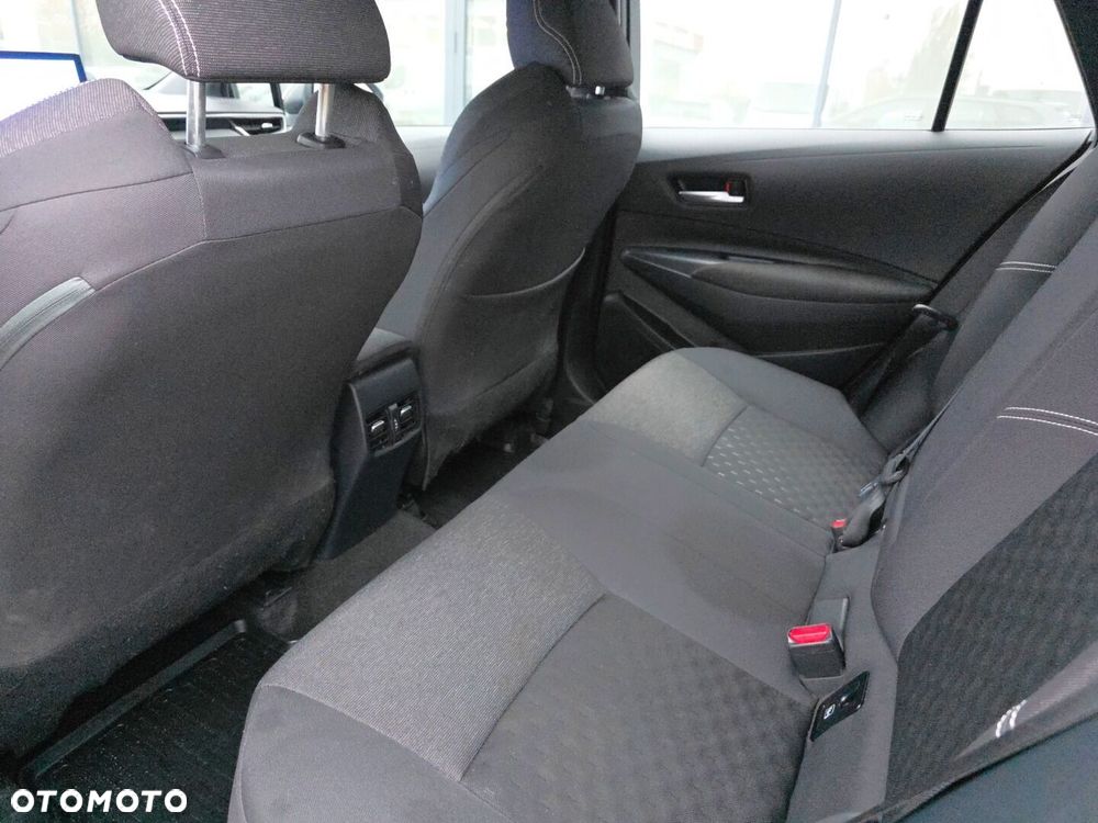 Toyota Corolla 1.8 Hybrid Comfort - 12