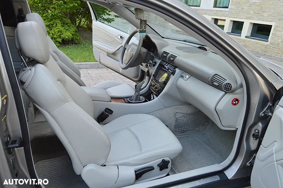 Mercedes-Benz C 220 CDI Sportcoupe - 18