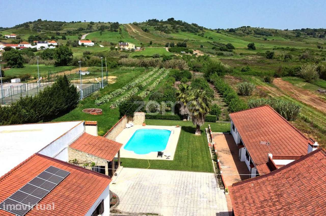 Quinta com grande potencial na R da Ribeira, Maçussa, Azambuja/Cart...