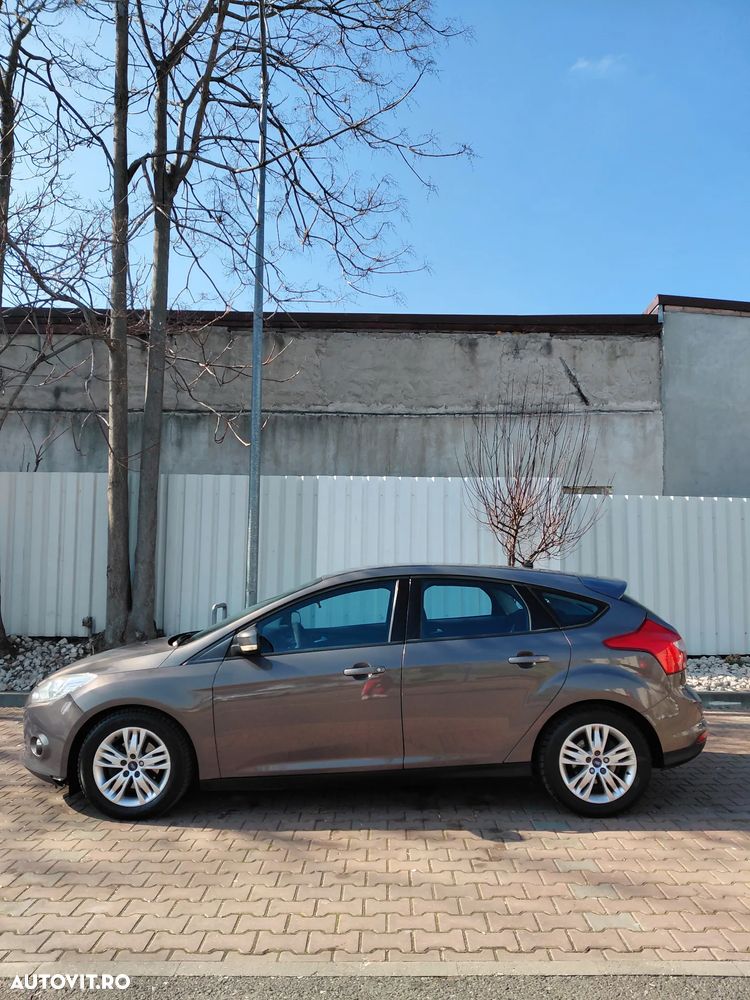 Ford Focus 1.6 TDCi DPF Champions Edition - 2