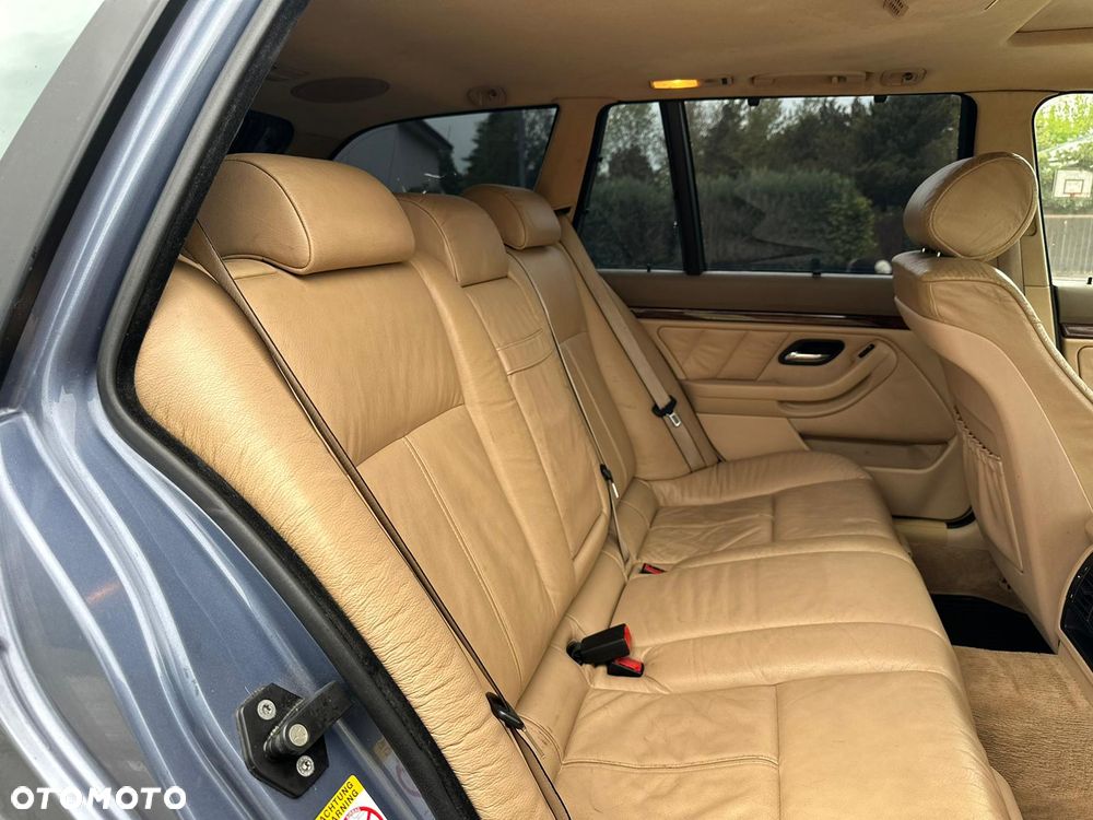 BMW Seria 5 - 13