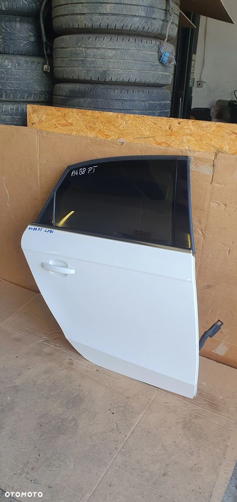 Drzwi prawy tył tylne prawe Audi A4 B8 Sedan LY9C - 2