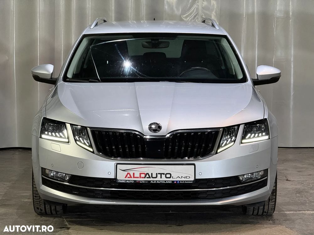 Skoda Octavia 1.6 TDI DSG Ambition - 35