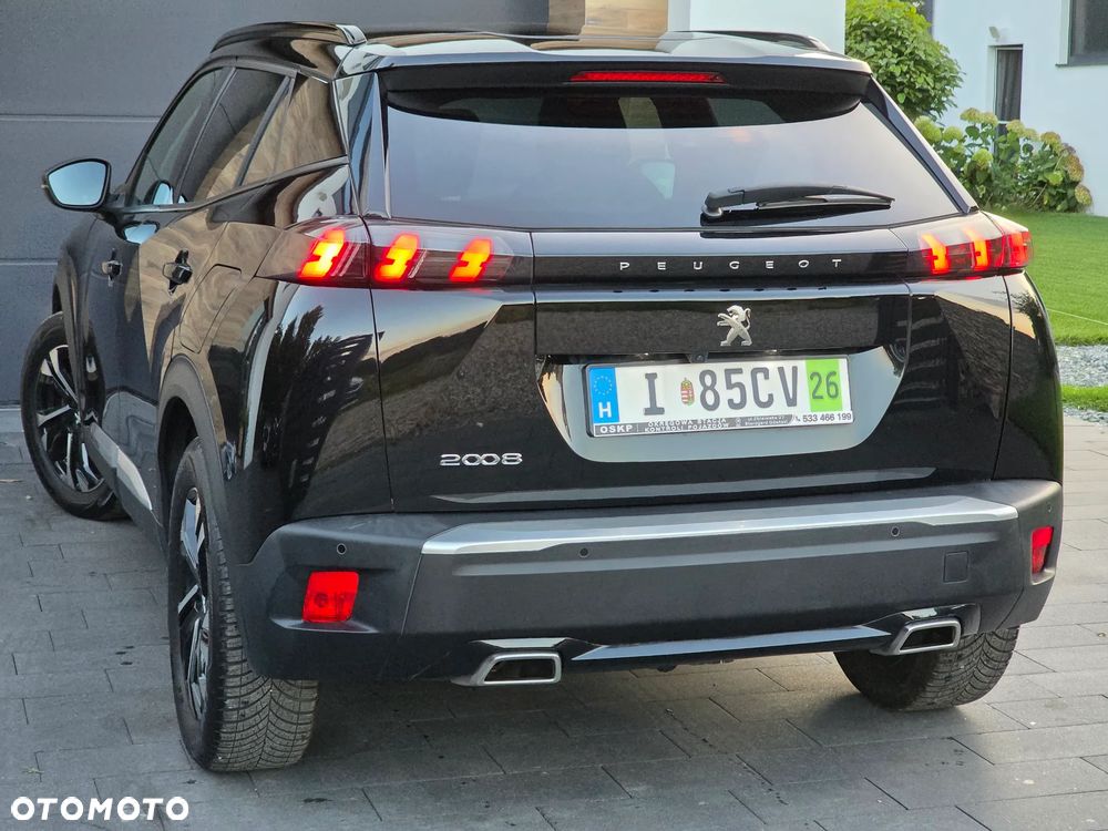 Peugeot 2008 1.2 PureTech Allure S&S EAT8 - 17