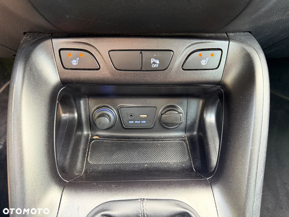 Hyundai ix35 - 22