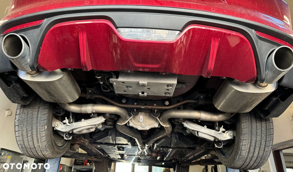 Ford Mustang 5.0 V8 GT - 11