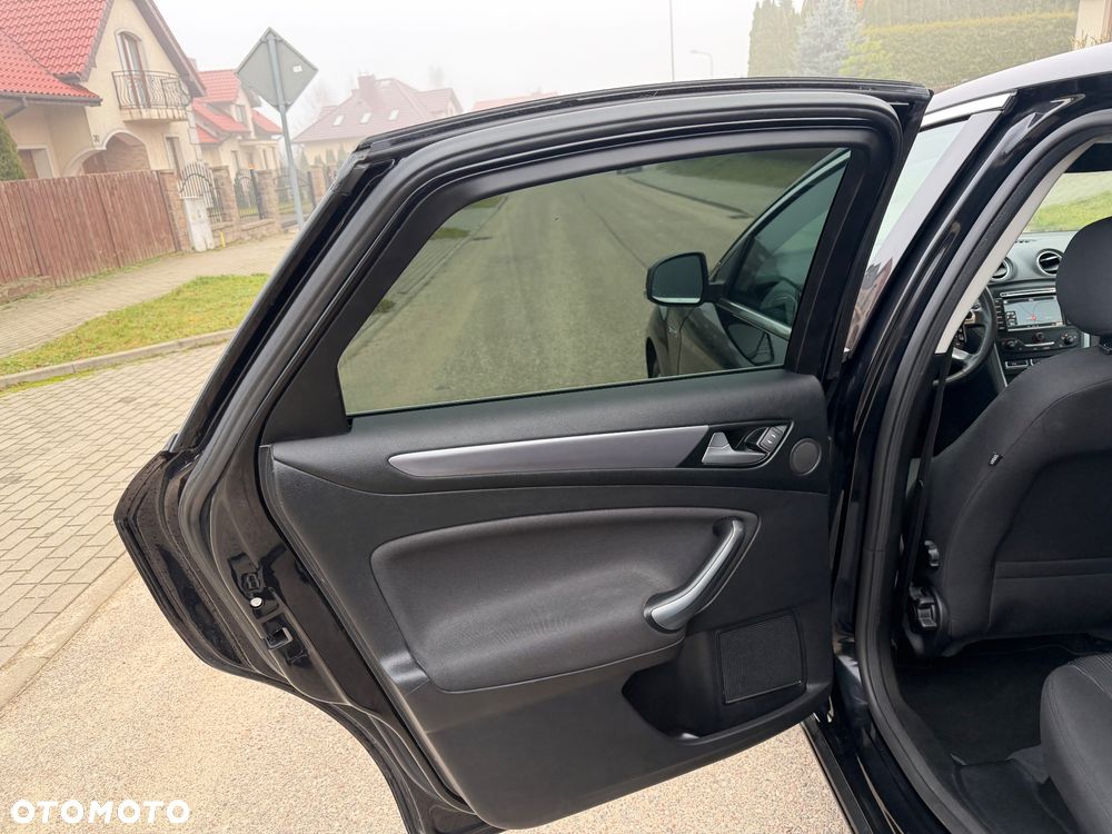 Ford Mondeo 2.0 TDCi Viva Titanium - 21