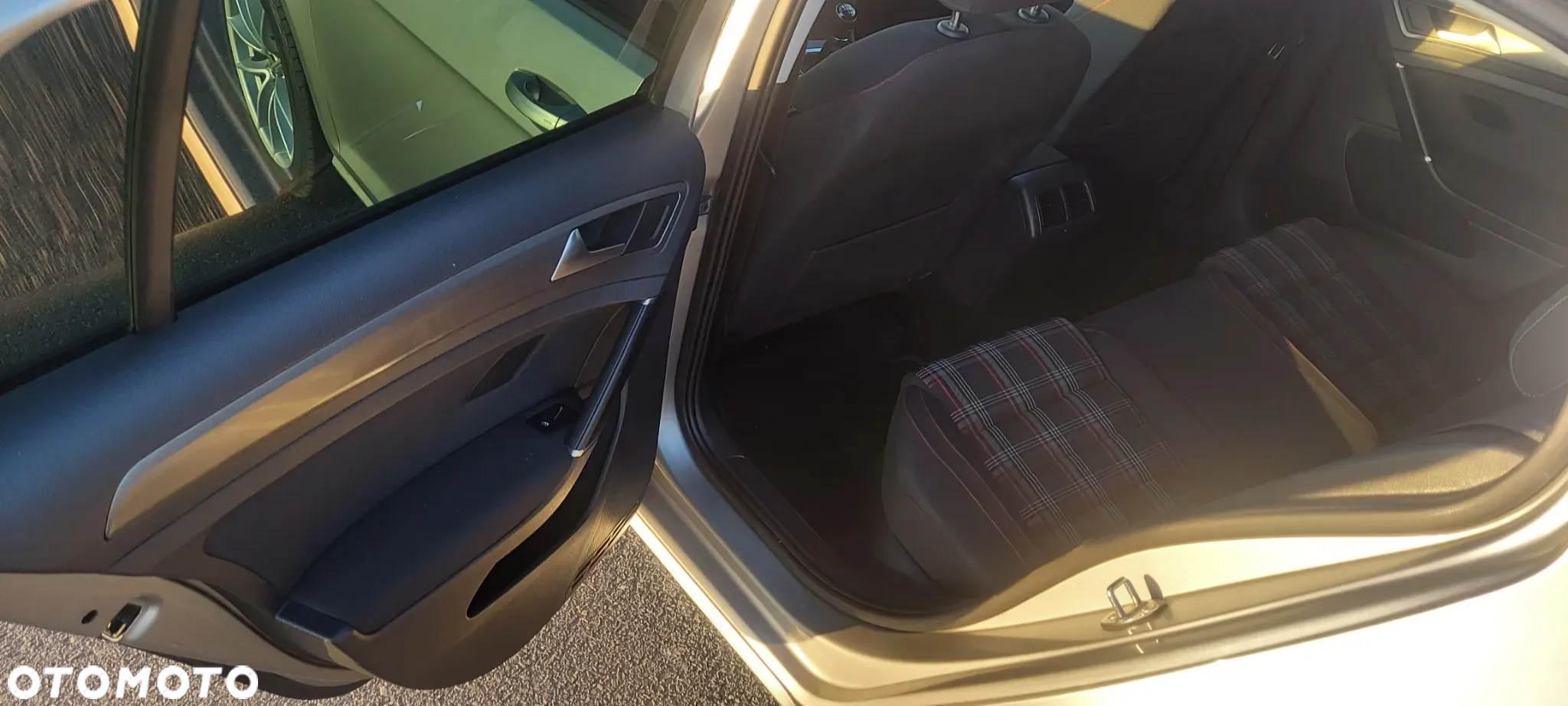Volkswagen Golf 2.0 TDI BlueMotion Technology Allstar - 8