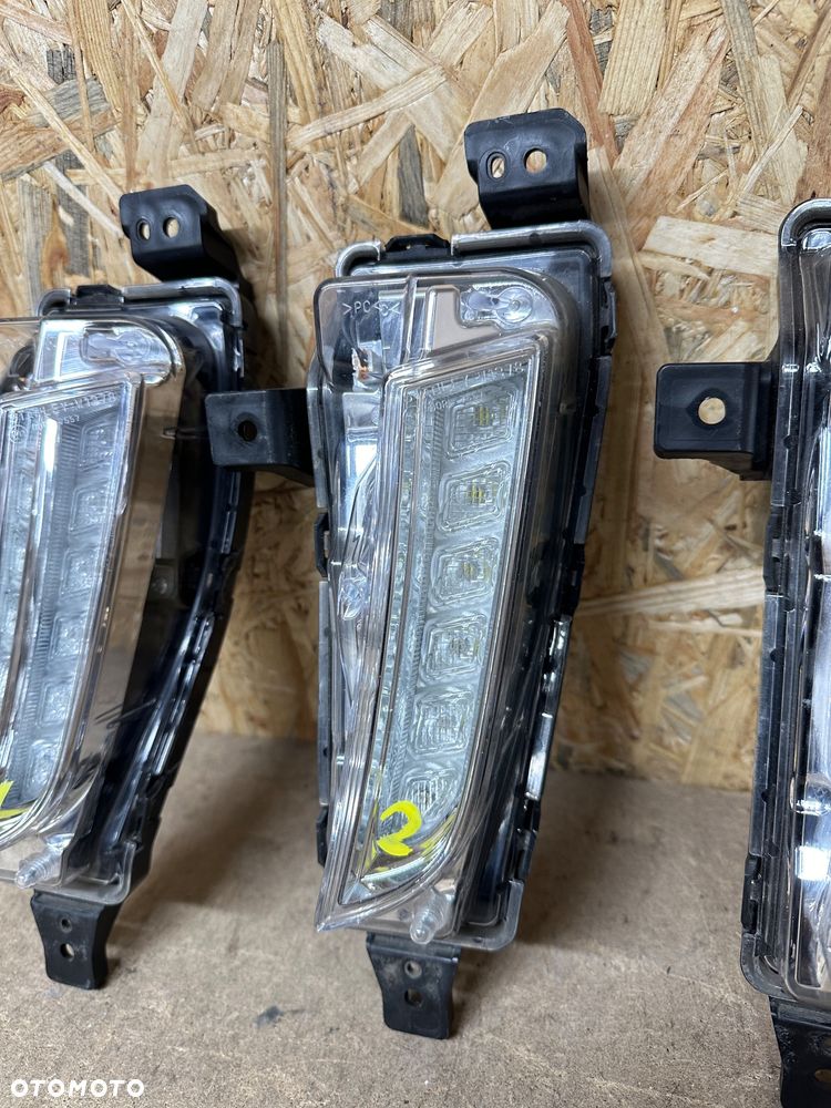 SUZUKI VITARA III HALOGEN LEWY DRL LED W1378 W3149 - 4