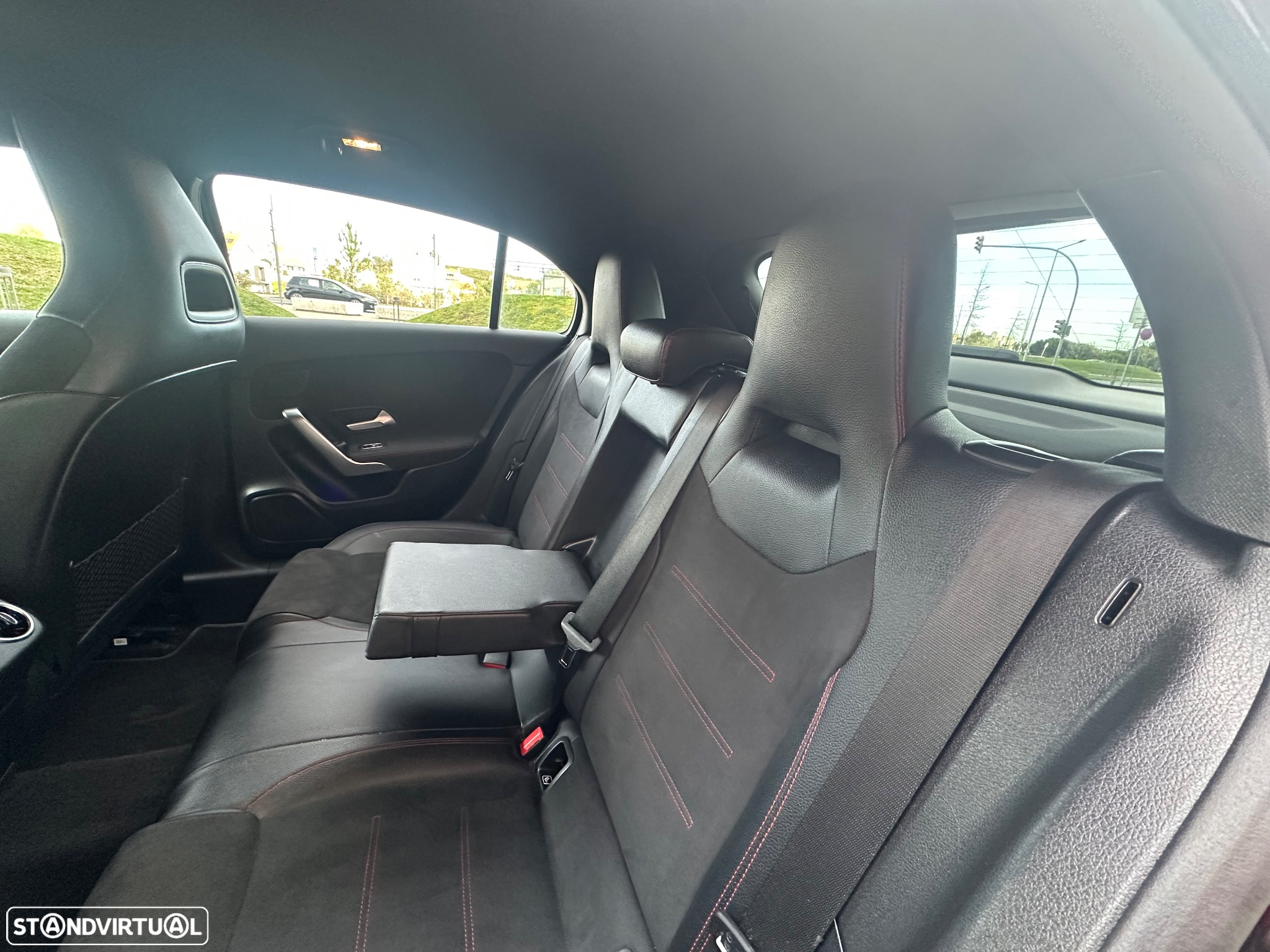 Mercedes-Benz A 180 d AMG Line Aut. - 35