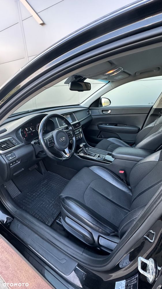 Kia Optima 1.7 CRDI L DCT - 11