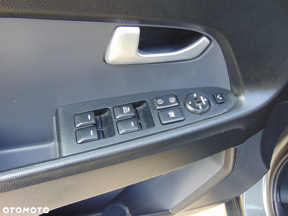 Kia Sportage 1.6 GDI L 2WD - 31