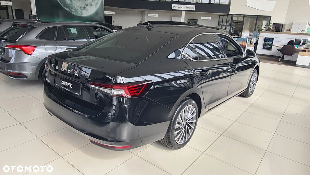 Skoda Superb 2.0 TSI L&K DSG - 7
