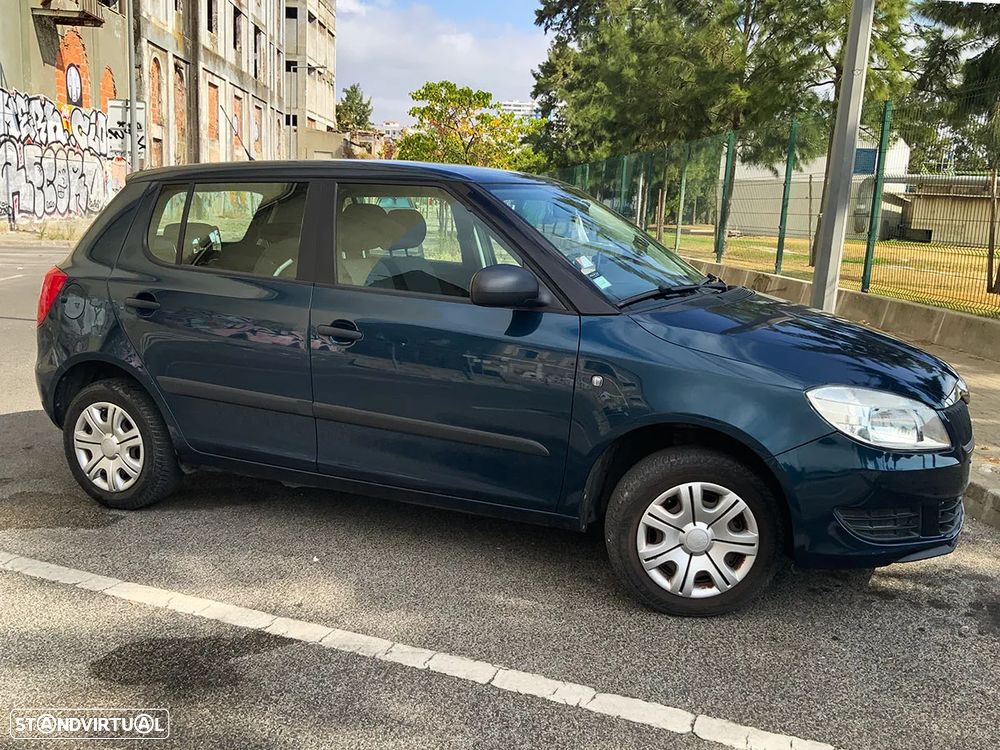 Skoda Fabia 1.2 HTP Active - 2