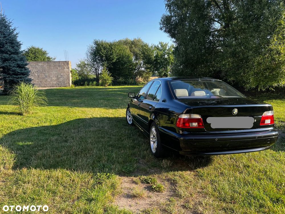 BMW Seria 5 525i - 3