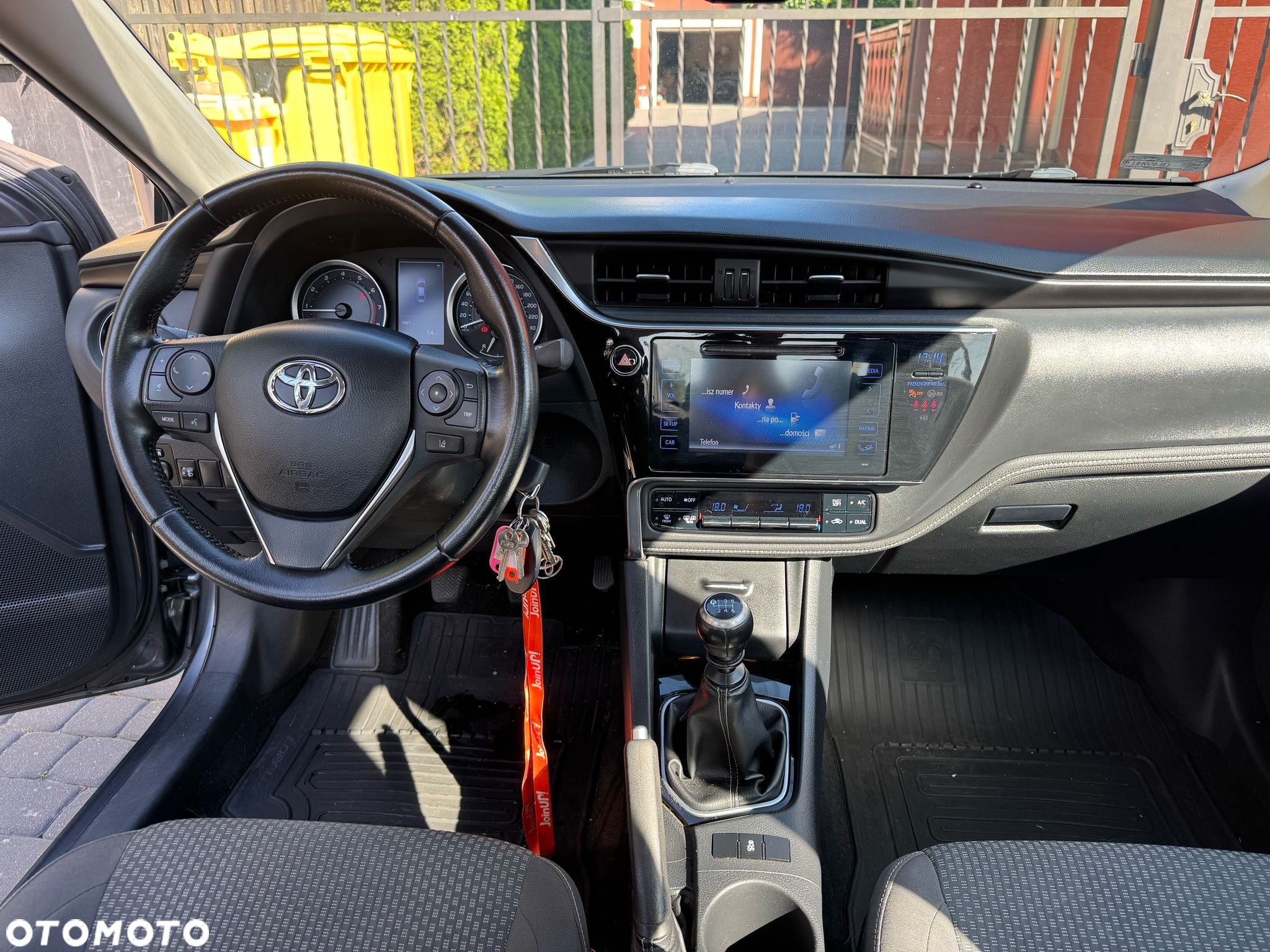 Toyota Corolla - 8