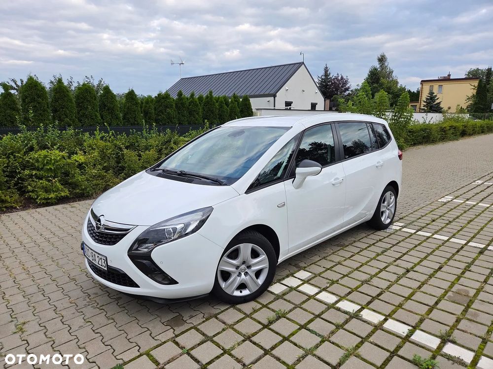 Opel Zafira - 1