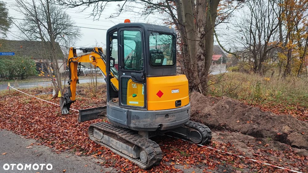 Bobcat E35, 3 łyżki - 2