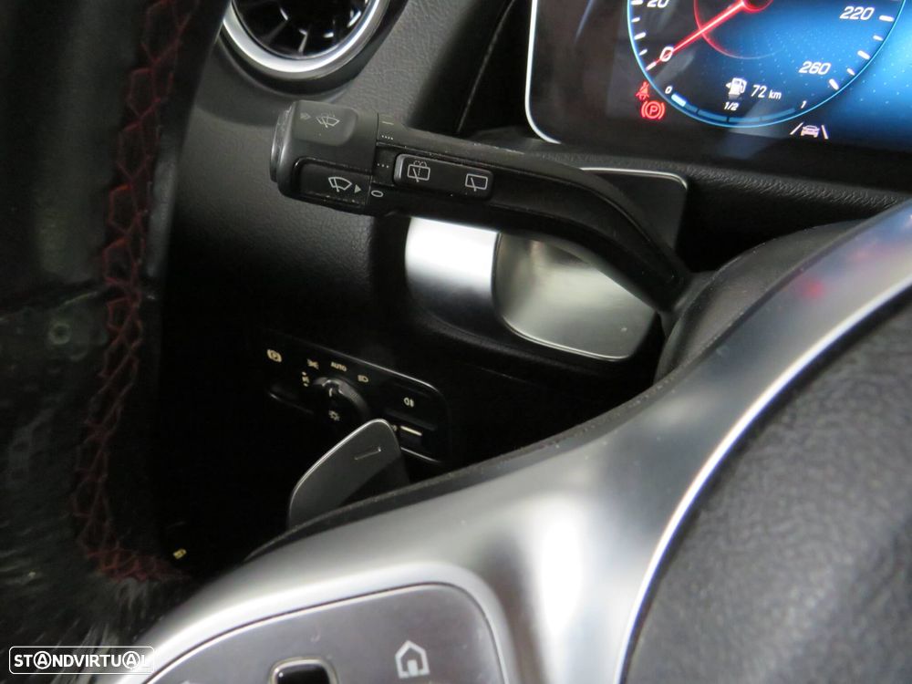 Mercedes-Benz GLB 180 d AMG Line - 27