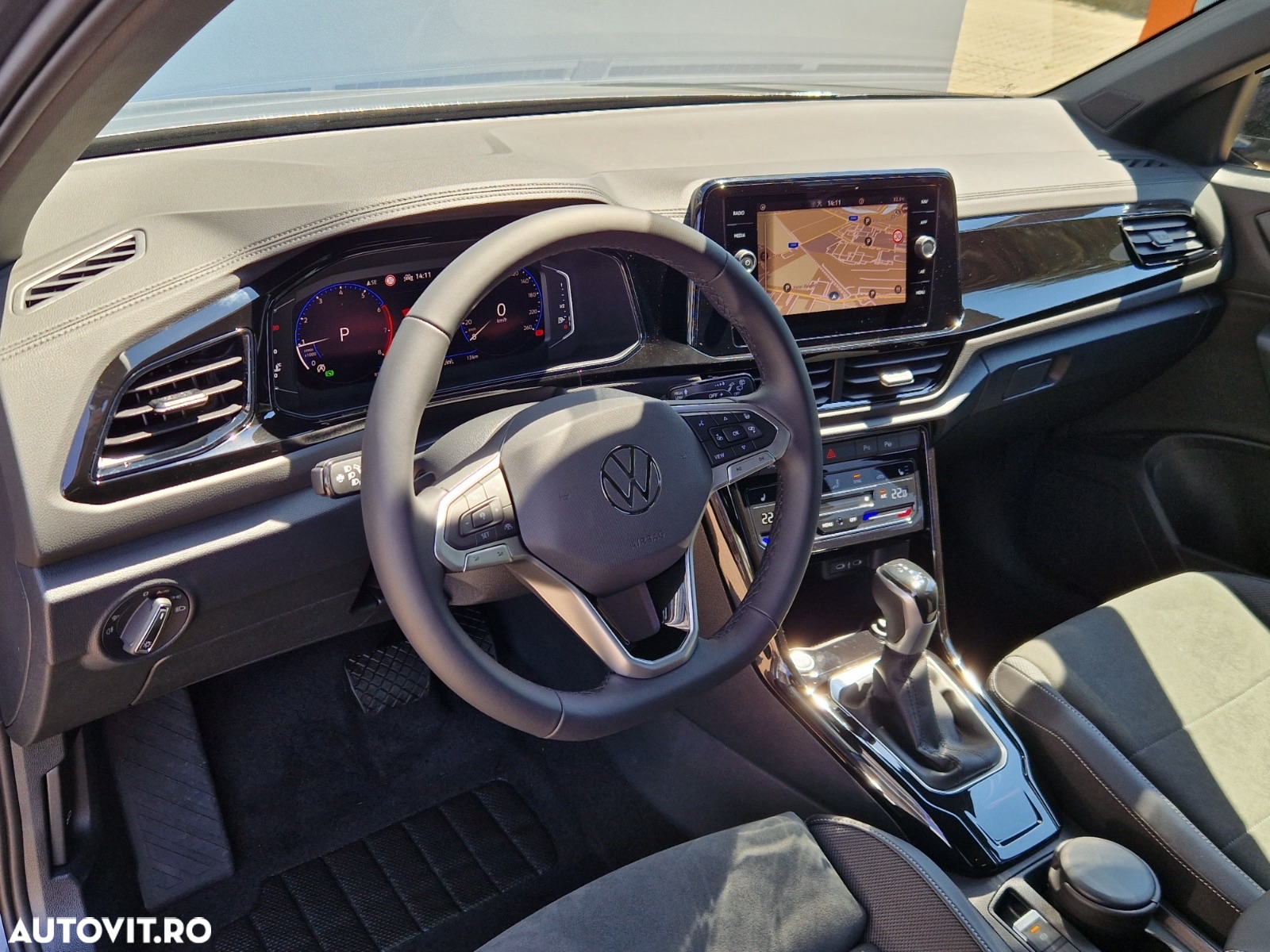 Volkswagen T-ROC 1.5 TSI DSG Style - 9