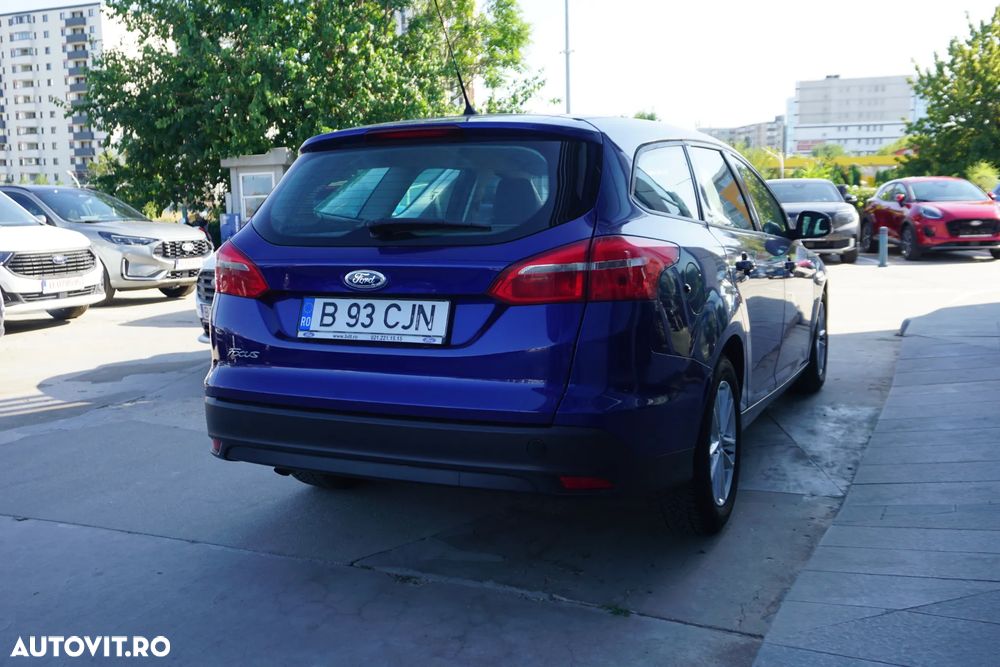 Ford Focus - 6