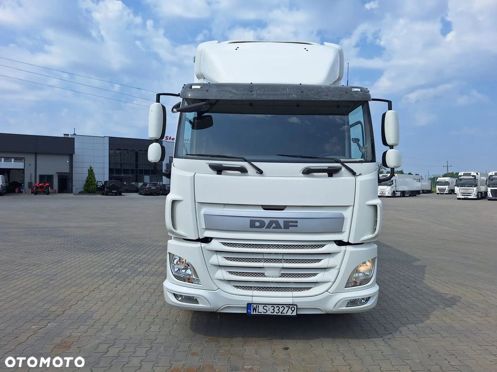 DAF CF 370 - 8