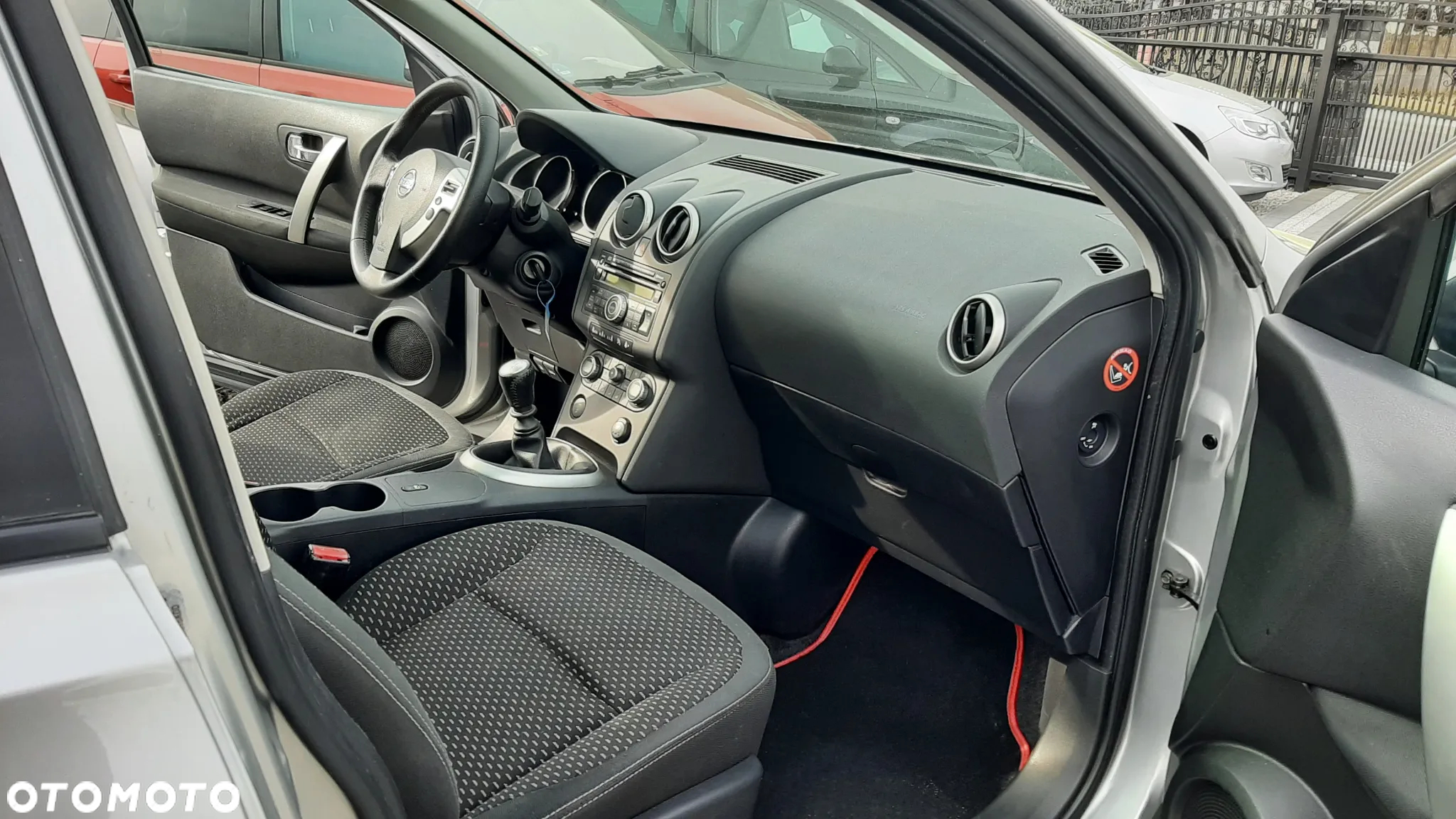 Nissan Qashqai+2 2.0 Visia - 16