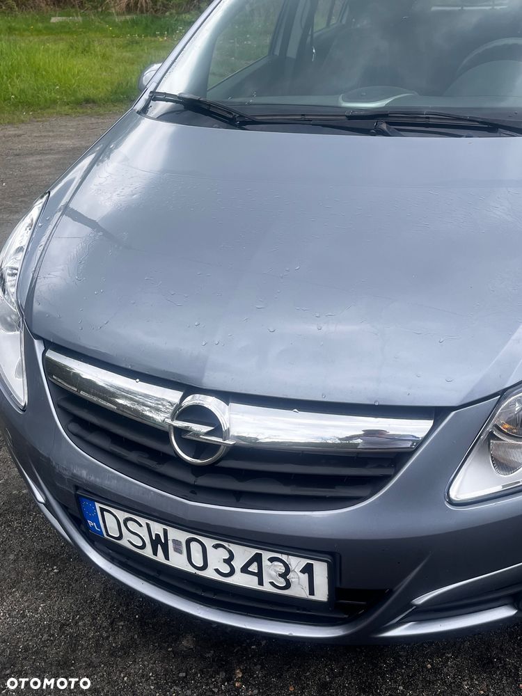 Opel Corsa 1.2 16V Cosmo - 3