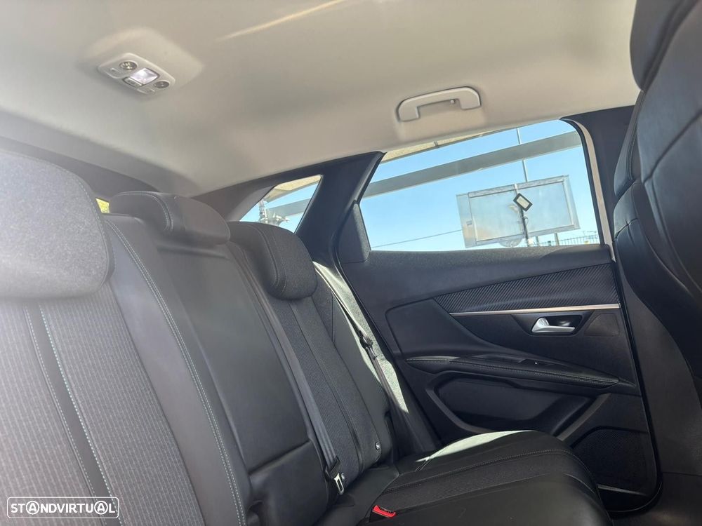 Peugeot 3008 BlueHDi 130 Stop & Start Allure - 38