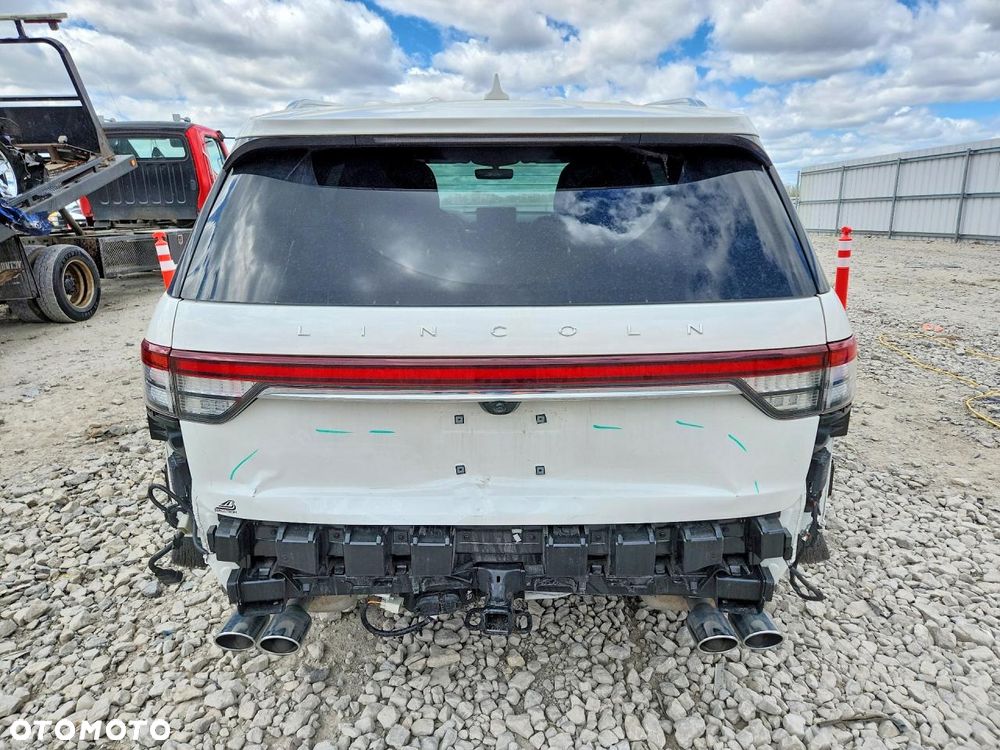 Lincoln Aviator - 5
