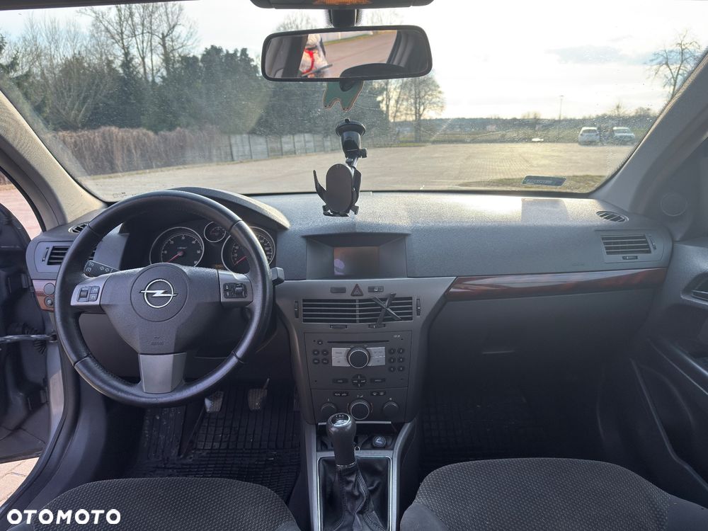 Opel Astra 1.7 CDTI Cosmo - 17