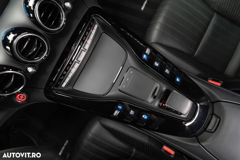 Mercedes-Benz AMG GT Standard - 16