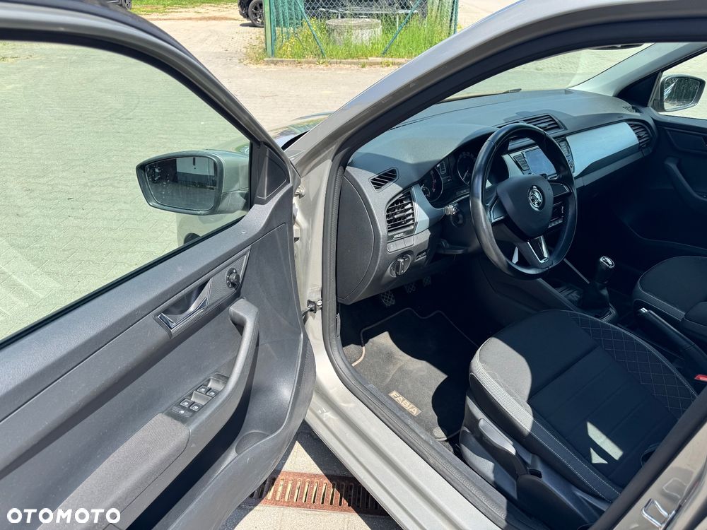 Skoda Fabia 1.0 TSI Cool Edition - 23