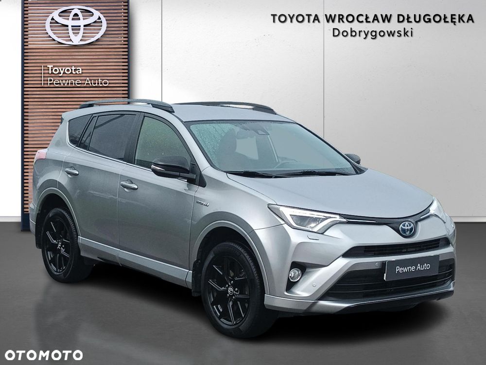 Toyota RAV4 - 1