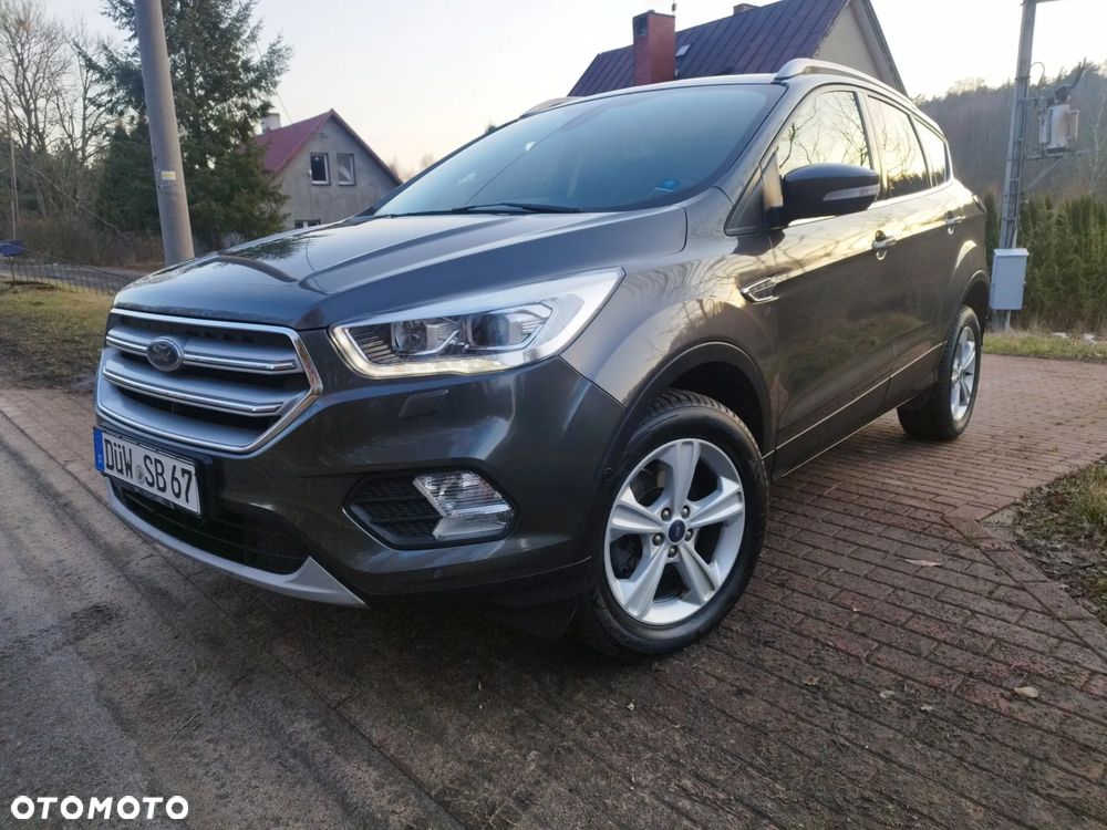 Ford Kuga - 2