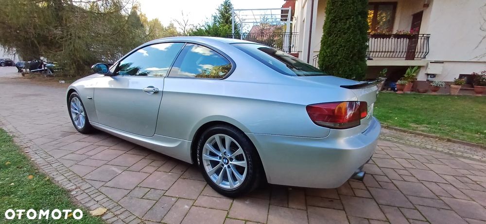 BMW Seria 3 320i Coupe M Sport Edition - 16