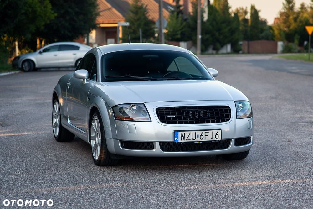 Audi TT Coupé - 12
