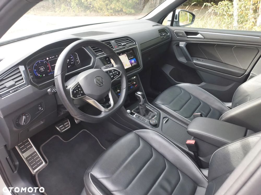 Volkswagen Tiguan 2.0 TDI SCR 4MotION DSG R-Line - 10