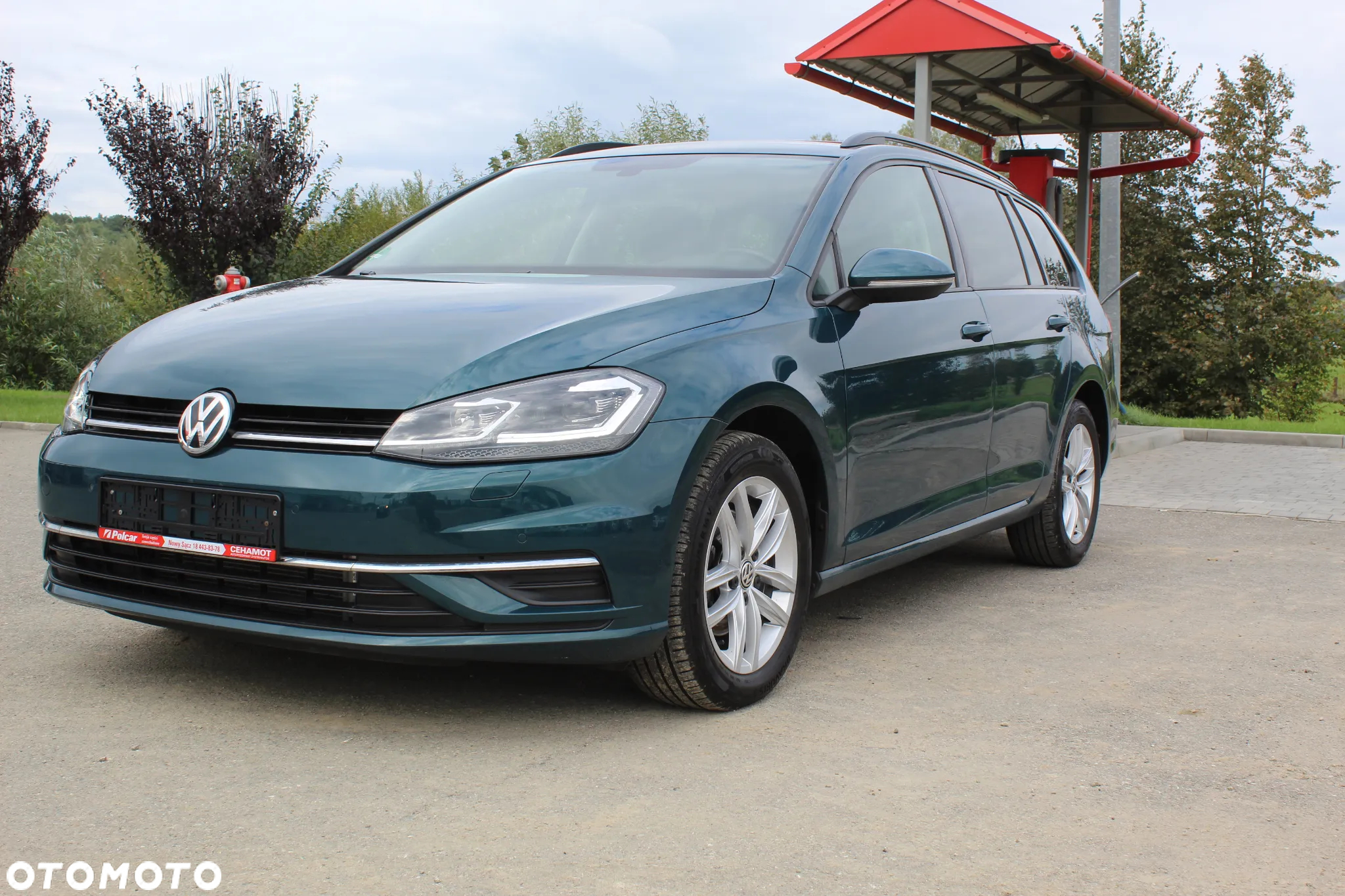 Volkswagen Golf - 2