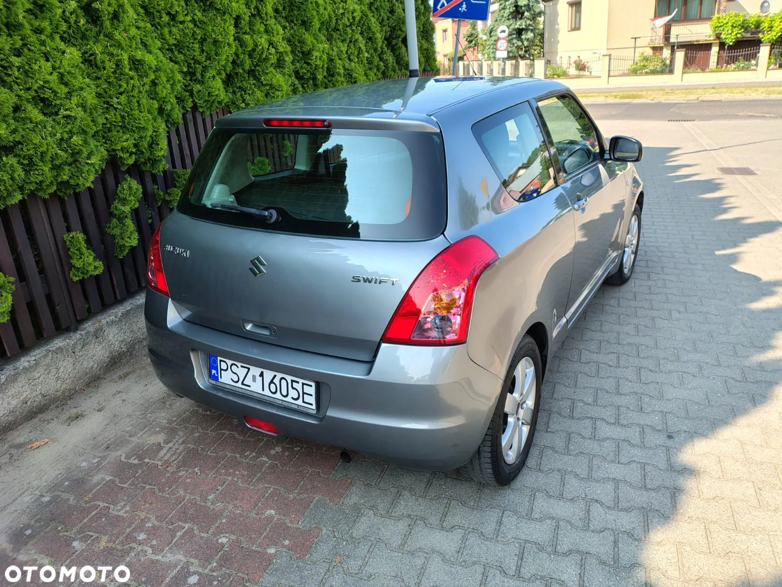 Suzuki Swift 1.3 A-M-T Comfort - 10