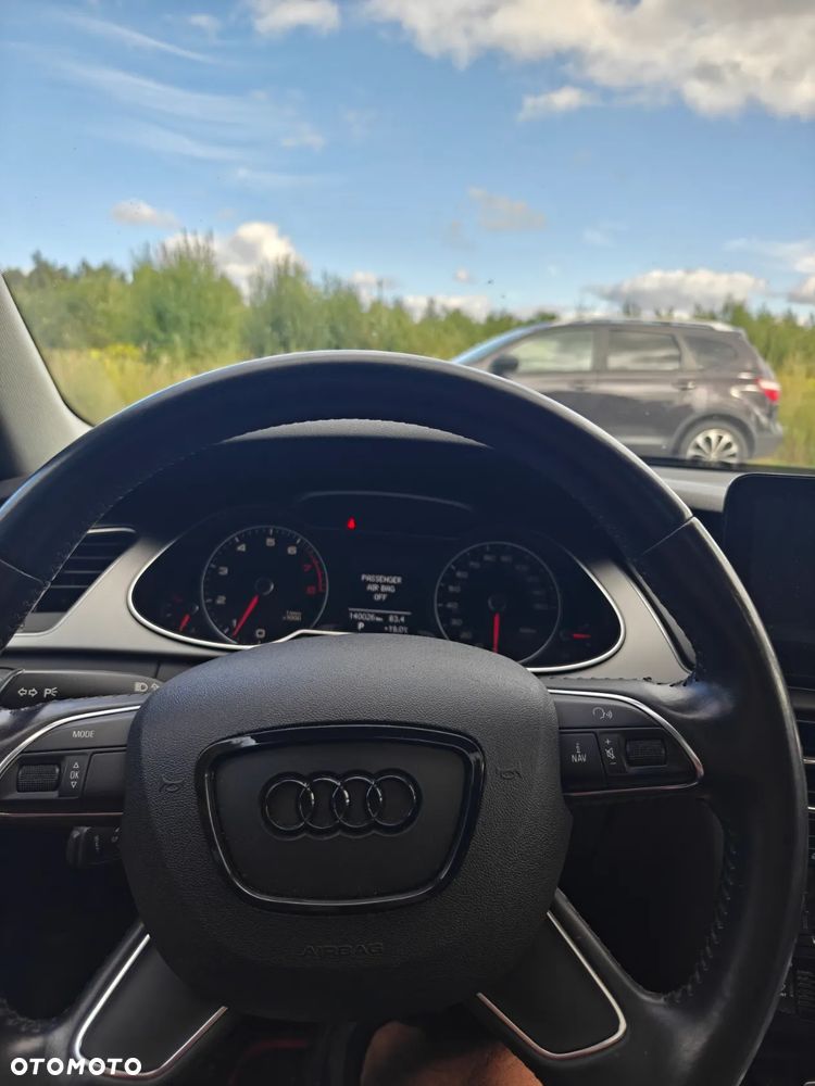 Audi A4 Limousine - 12