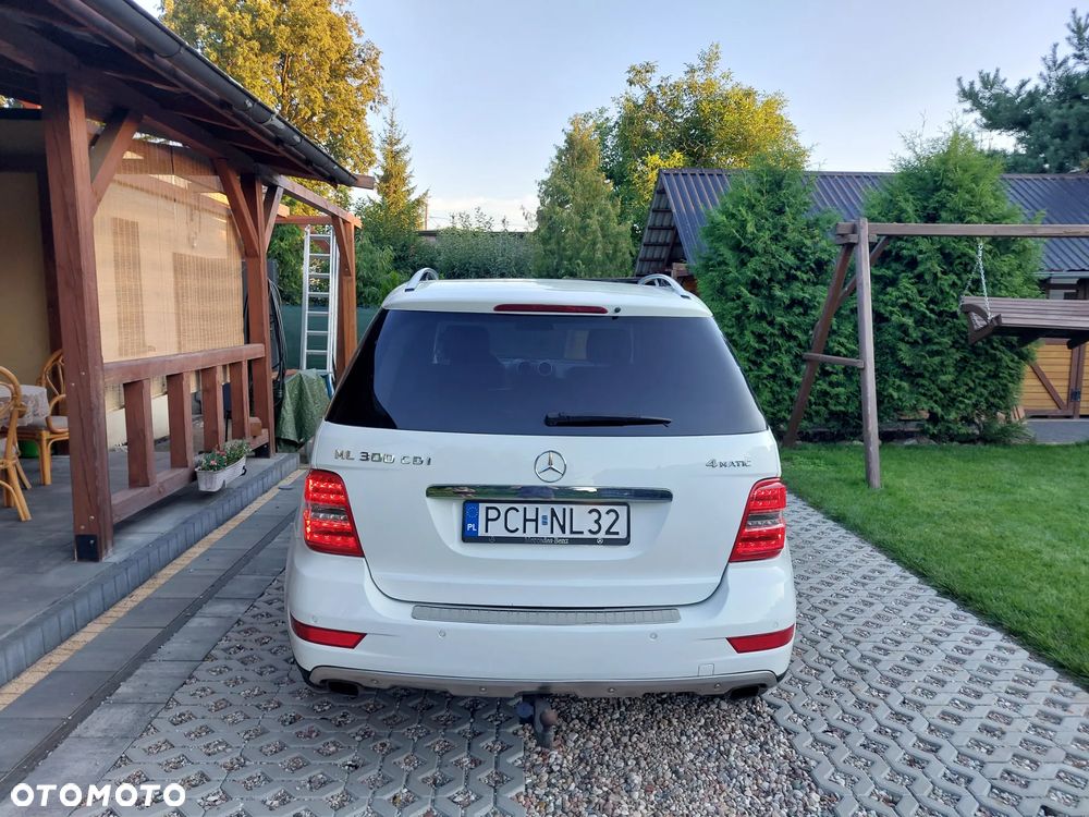 Mercedes-Benz ML 300 CDI 4-Matic - 7