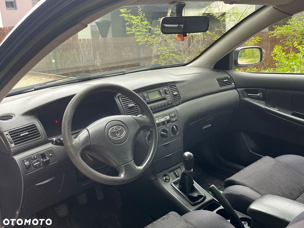 Toyota Corolla 2.0 D-4D - 5