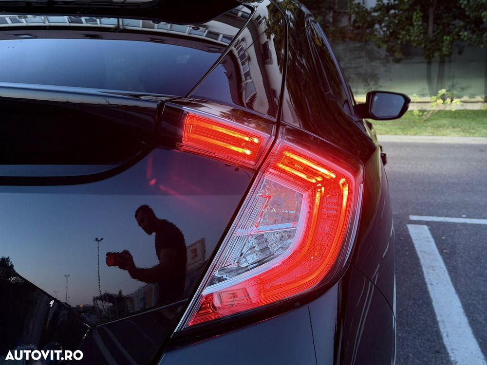 Honda Civic 1.5 VTEC Turbo CVT Sport Plus - 8