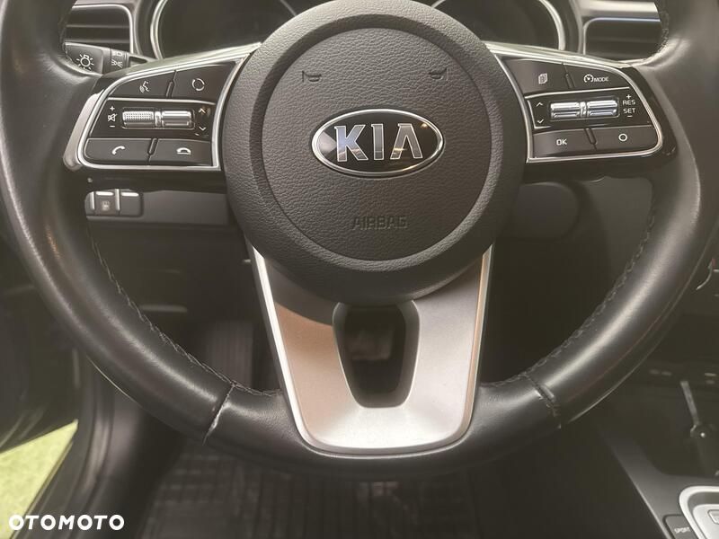 Kia Ceed 1.4 T-GDI M DCT - 14
