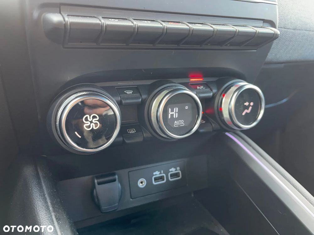 Renault Clio 1.0 TCe Techno - 16