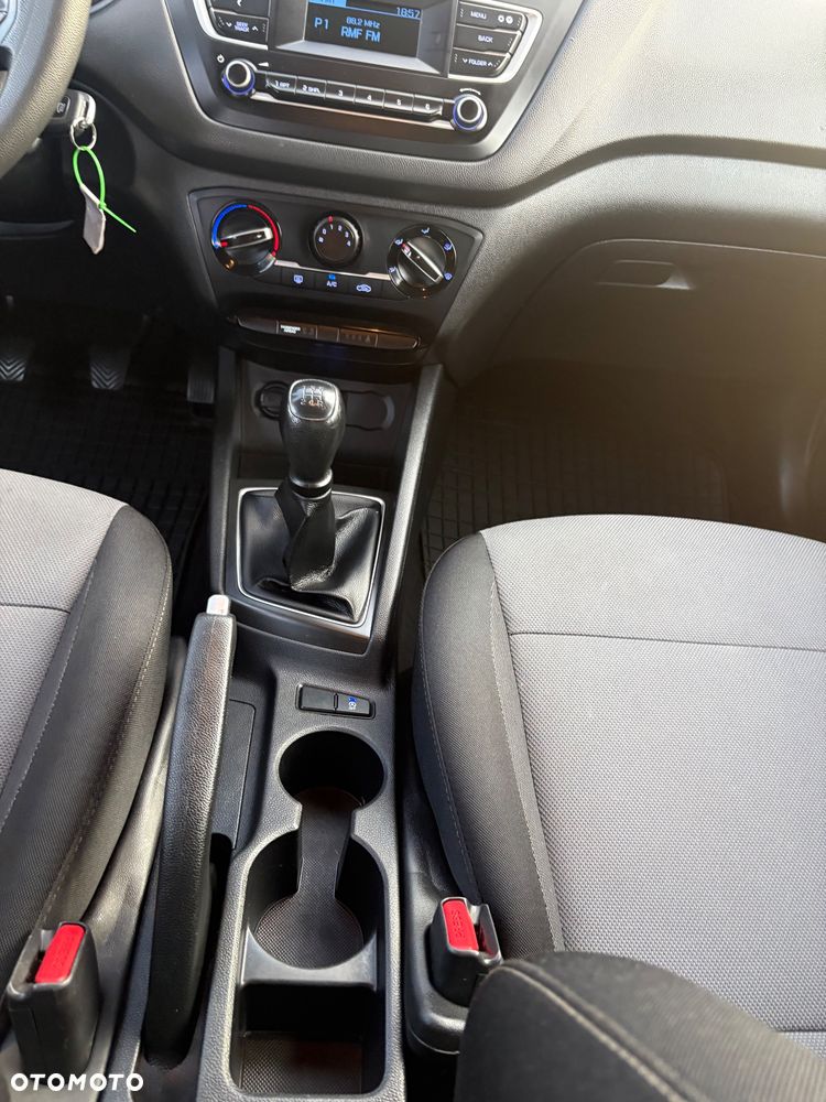 Hyundai i20 1.2 BlueDrive Classic + - 17